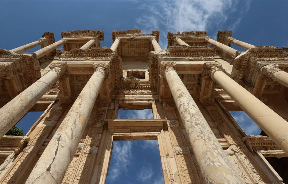 Efes Antik Kenti'nde ziyaretçi sayısı 7 ayda 340 bini aştı 20