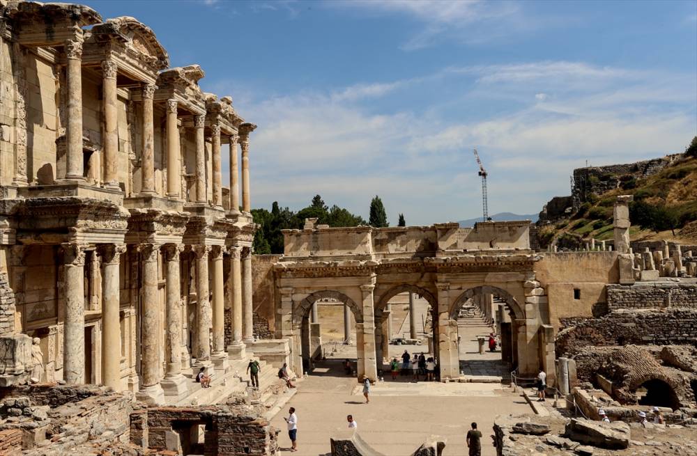 Efes Antik Kenti'nde ziyaretçi sayısı 7 ayda 340 bini aştı 5