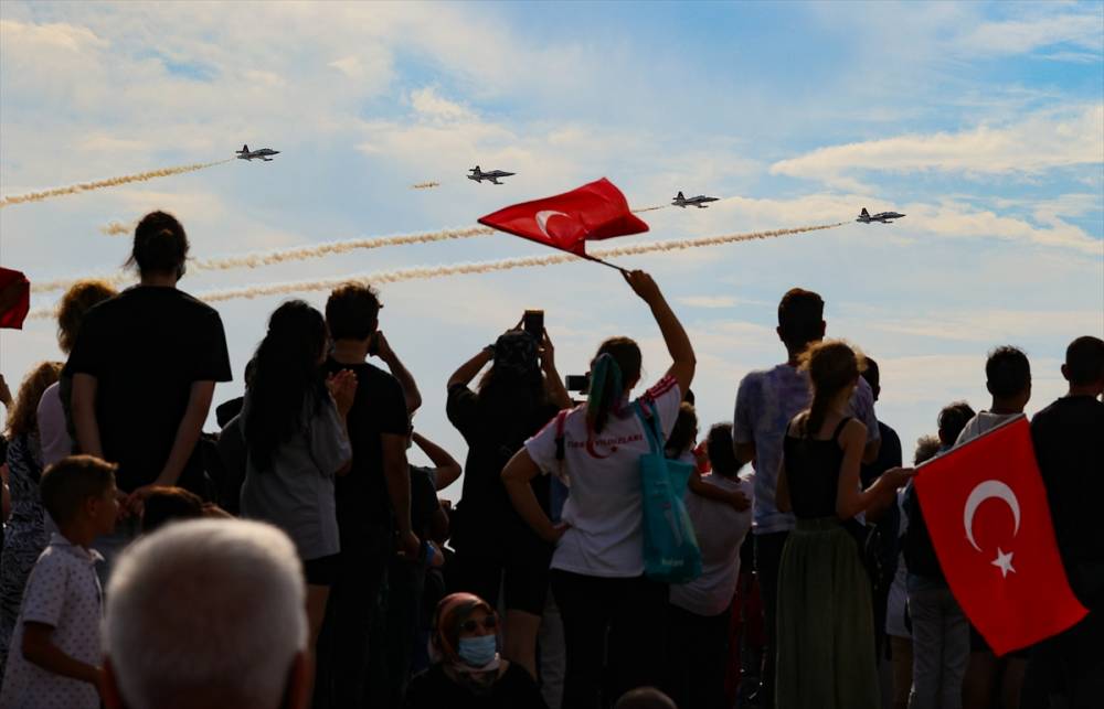 İzmir'in düşman işgalinden kurtuluşunun 99. yıl dönümü 13