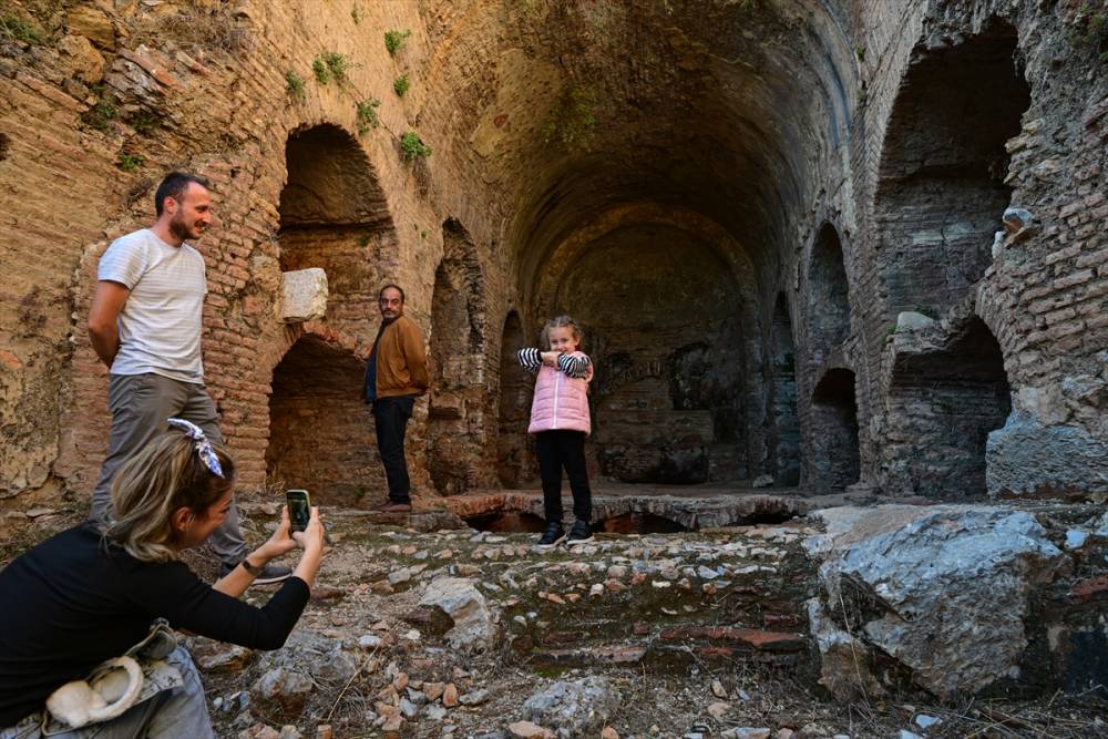 "Yedi Uyuyanlar" ve "Zeus" mağaraları turizme katkı  16