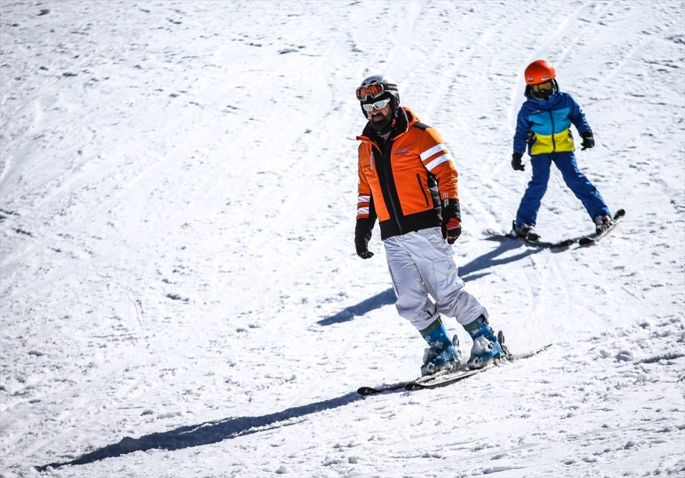 Türkiye'nin kayak merkezleri Türk sporuna hizmet ediyor 10