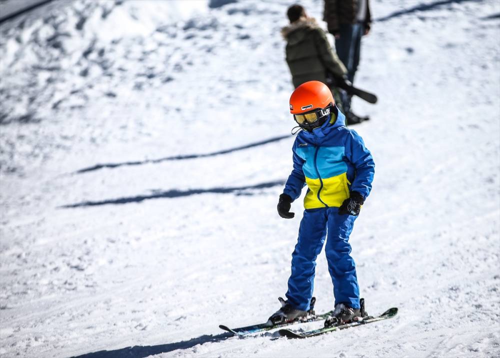 Türkiye'nin kayak merkezleri Türk sporuna hizmet ediyor 9