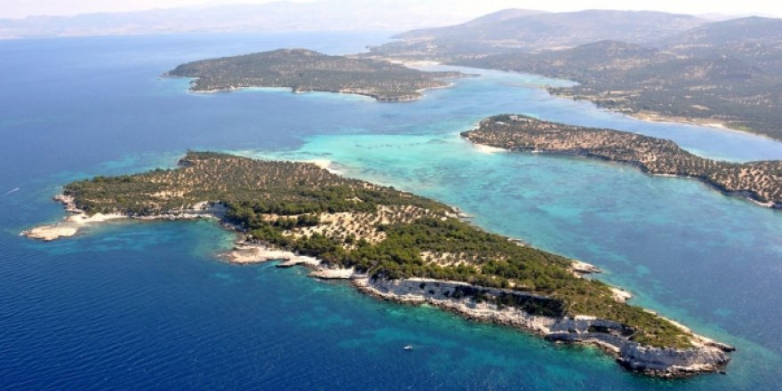 İzmir'in Dikili ilçesindeki Adalar etabı Doğal Sit Alanı "kesin korunacak hassas alan" ilan edildi