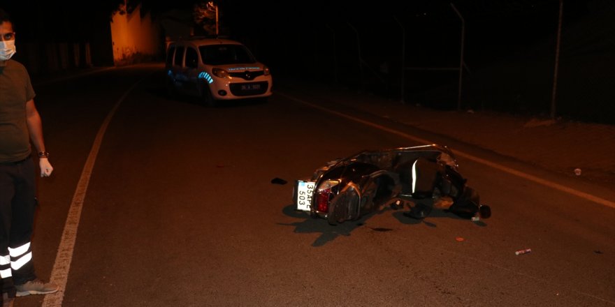 İzmir'de beton mantar dubaya çarpan motosikletin sürücüsü öldü