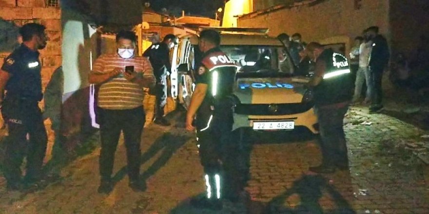 Edirne’de polis aracına saldırı