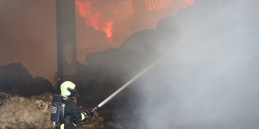 Denizli'de iplik fabrikasında yangın çıktı