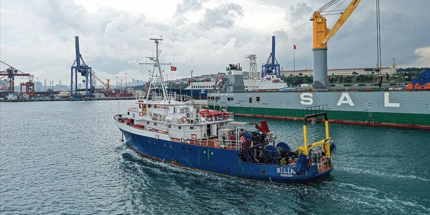 ODTÜ araştırma gemisi 'Bilim-2' Marmara Deniz'nde müsilaj takibinde