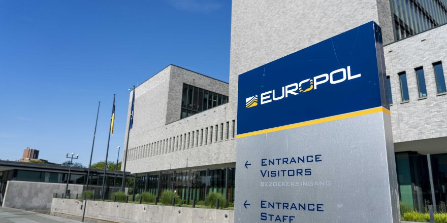 Europol'den küresel operasyon açıklaması: "800 kişi gözaltına alındı"