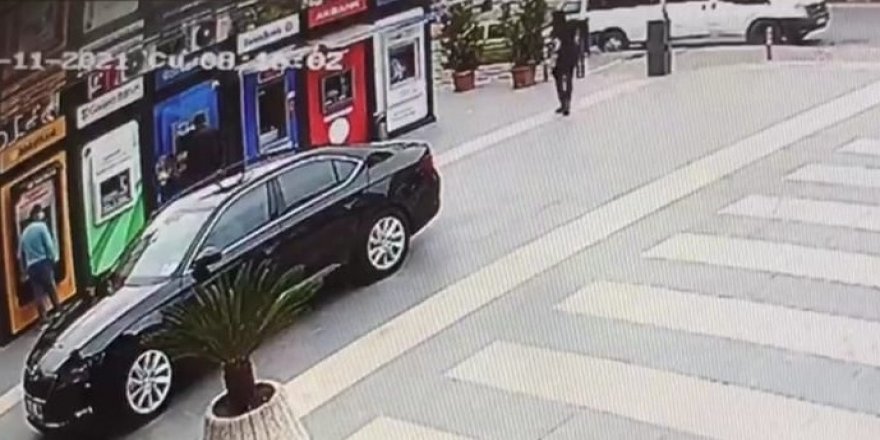 Yomra’da Belediye Başkanı Bıyık’a silahlı saldırı anı güvenlik kameralarına saniye saniye yansıdı