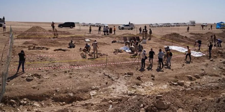 Musul'da IŞİD tarafından öldürülenlerden oluşan 500 kişilik iki toplu mezar bulundu
