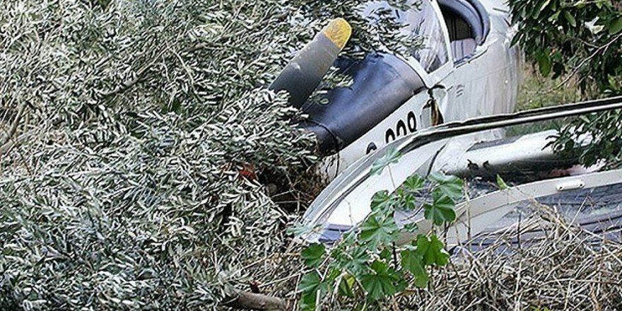 Yunanistan’da küçük uçak düştü: 2 ölü
