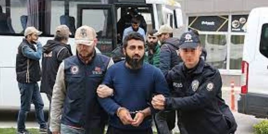 Manisa’da merkezli DEAŞ operasyonu: 13 gözaltı