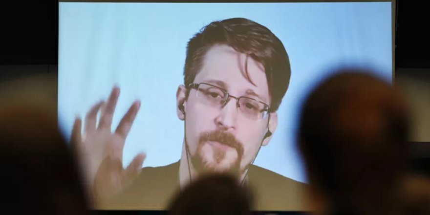 McAfee'nin ölümünün ardından Snowden'dan Assange'a uyarı: 'Sıradaki sen olabilirsin'