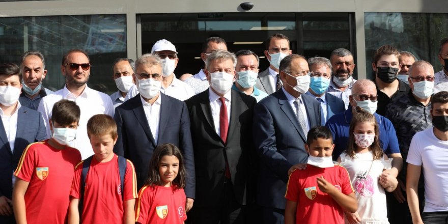 Tınaztepe Mahallesi’nin sağlık ihtiyacı giderildi