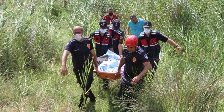 Gediz Nehri'nde erkek cesedi bulundu