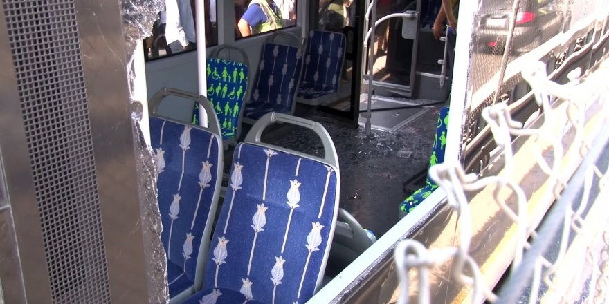 Küçükçekmece’de metrobüs kazası: 24 yaralı