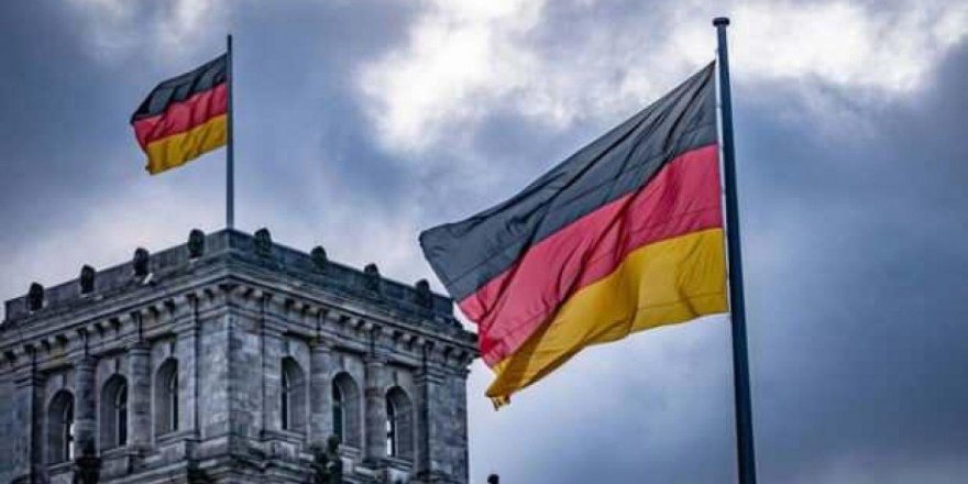 Almanya 6 ülkeye daha seyahat kısıtlamalarını kaldırıyor