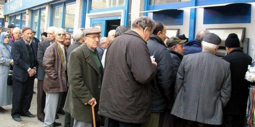 Emeklilerin Kurban Bayramı ikramiyeleri 13-16 Temmuz'da ödenecek