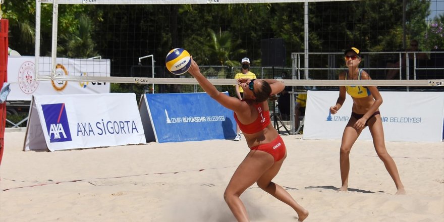 CEV 20 Yaş Altı Avrupa Plaj Voleybolu Şampiyonası'nda kadınlarda ilk gün sona erdi