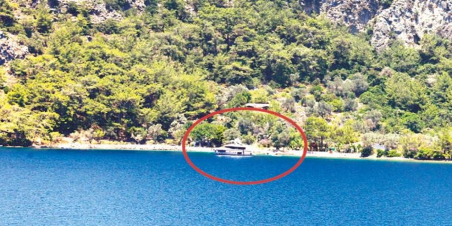 Muğla'da, oyuncu Şahan Gökbakar'a ait olduğu öne sürülen villa ve iskelede inceleme