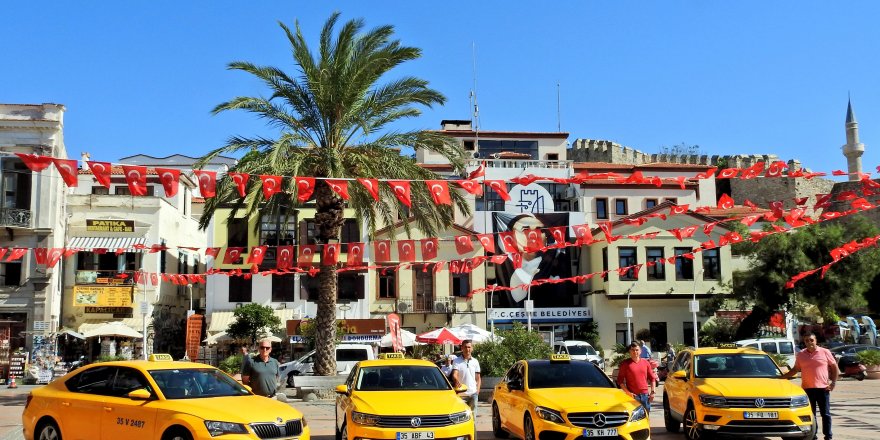 Çeşme'ye 25 ticari taksi daha