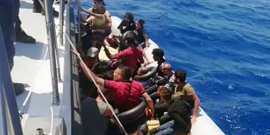 19 düzensiz göçmen kurtarıldı