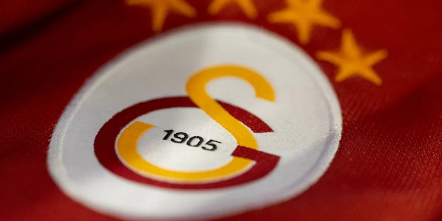 Galatasaray, 2 futbolcusunun Kovid-19 testinin pozitif çıktığını duyurdu