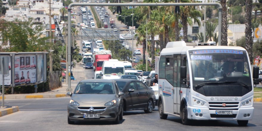 Bodrum kırmızı alarma geçti, nüfus 1 milyonu geçti