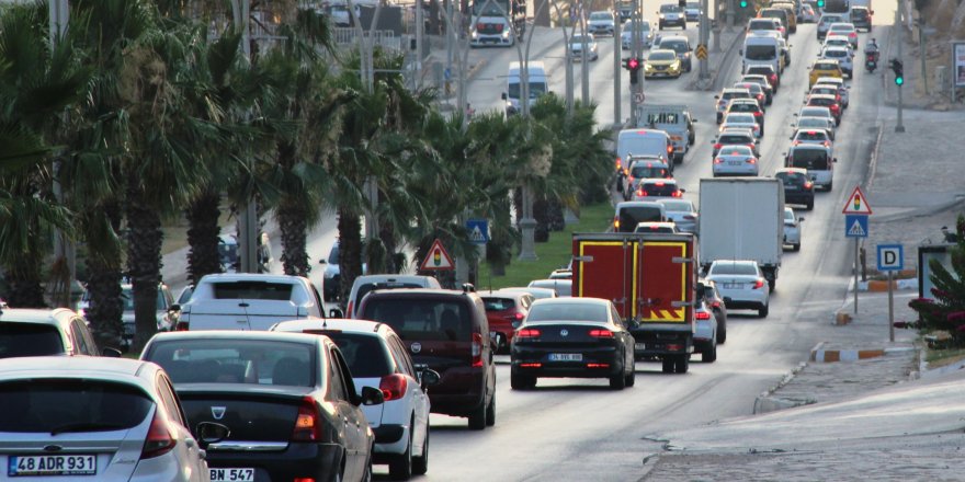 Bodrumlu vatandaştan turist yoğunluğuna tepki: "Evinizde oturugosenize"