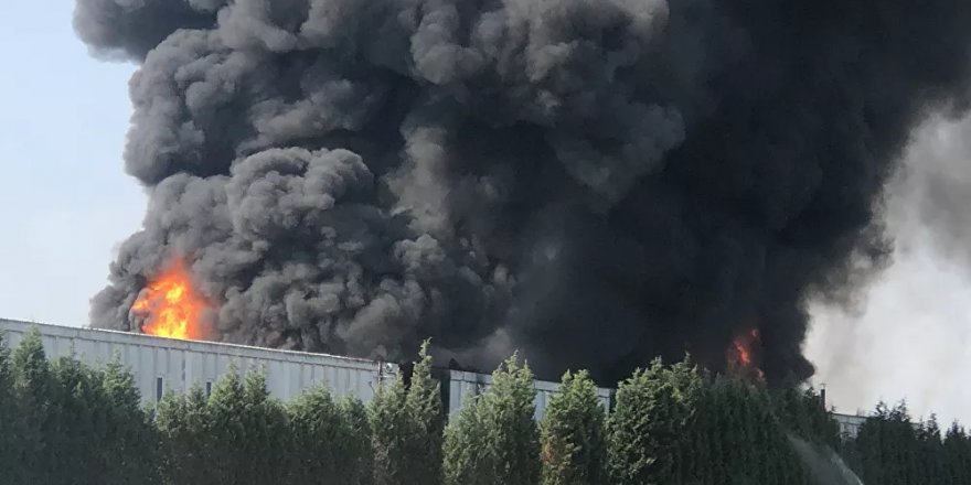 Tekirdağ’da geri dönüşüm fabrikasında yangın