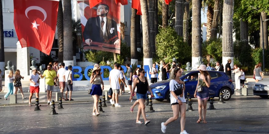 Muğla ve turistik ilçelerinde bayram tatili yoğunluğu