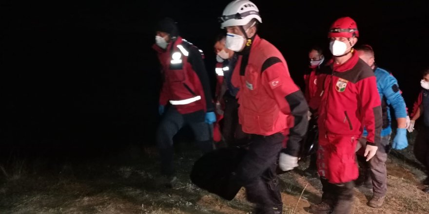 Kaçan kurbanlığın peşinden gidip kaybolan tıp öğrencisi Onur Alp Eker’in cansız bedenine ulaşıldı