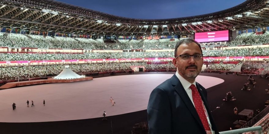 Bakan Kasapoğlu, Tokyo Olimpiyatları'nın açılışına katıldı