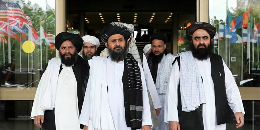 Çin Dışişleri Bakanı ile görüşen Taliban'ın siyasi sorumlusu, 'Afganistan ayrılıkçı üssü olmayacak güvencesi verdi'