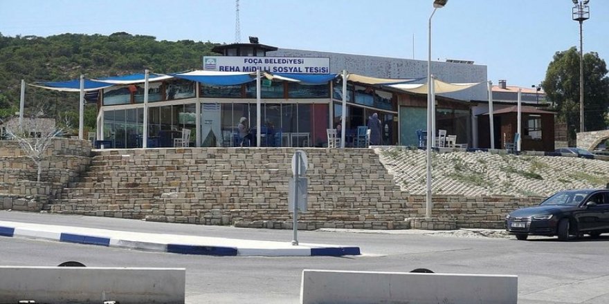 Foça Belediyesi'nin tesisi kaçak çıktı! Vatandaşlara fiş-fatura da kesilmiyor