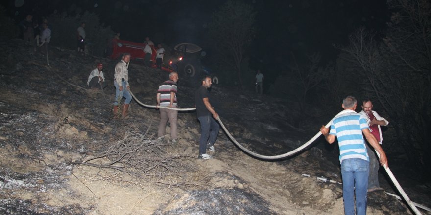 Manisa'da zeytinlik alanda çıkan yangın söndürüldü