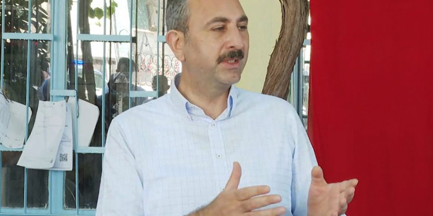 'Yangınlarla ilgili soruşturmalar titizlikle devam ediyor'