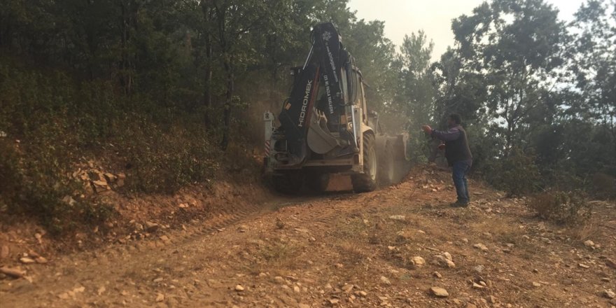 Muğla'da yangınla mücadelede yaralanan 2 orman işçisi hastaneye kaldırıldı