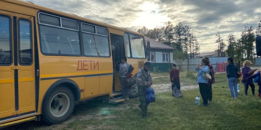 Rusya'daki orman yangınlarında 2 köy daha tahliye edildi