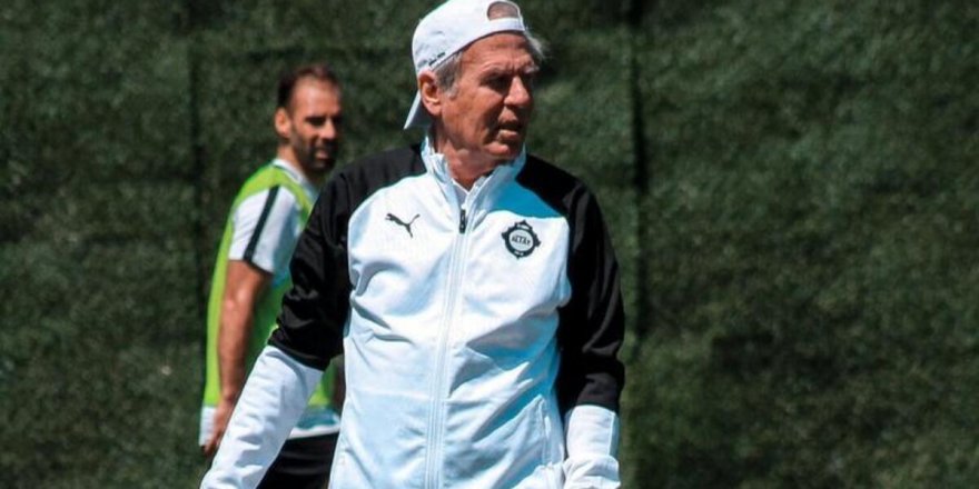 Mustafa Denizli'nin öncelikli hedefi Altay'ı ligde kalıcı yapmak