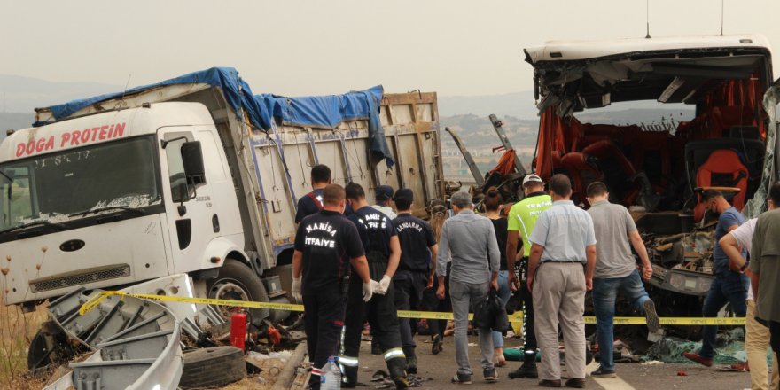 Manisa'da 6 kişinin hayatını kaybettiği kazada tutuklama