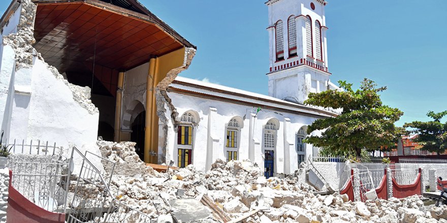 Haiti’deki depremde can kaybı sayısı bin 297’ye yükseldi