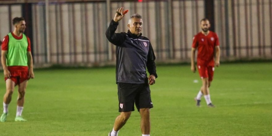 Mehmet Altıparmak: “İlk hafta hoca göndermek çok ayıp”