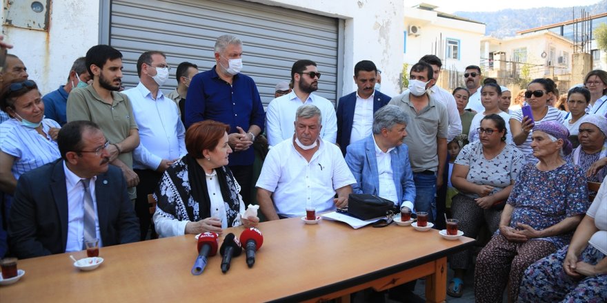 İYİ Parti Genel Başkanı Akşener, Muğla'da yangınlardan etkilenen mahalleleri ziyaret etti