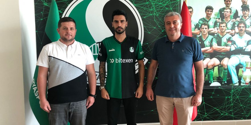 Sakaryaspor, Ozan Sol'u renklerine bağladı