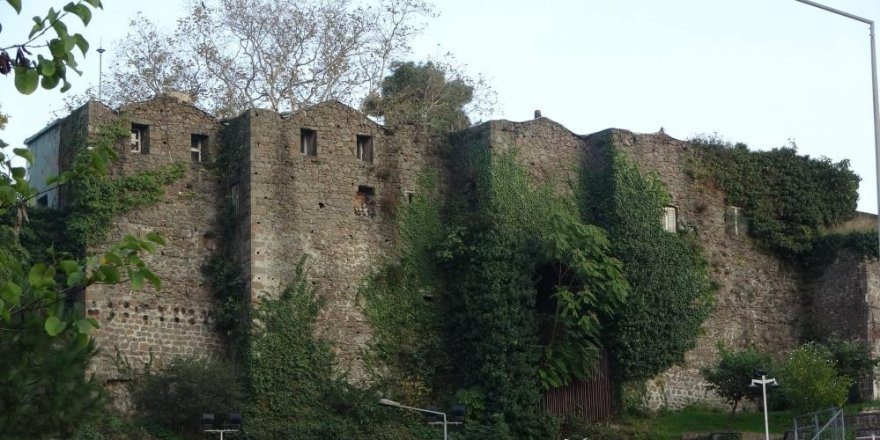 700 yıllık kale miras kaldı