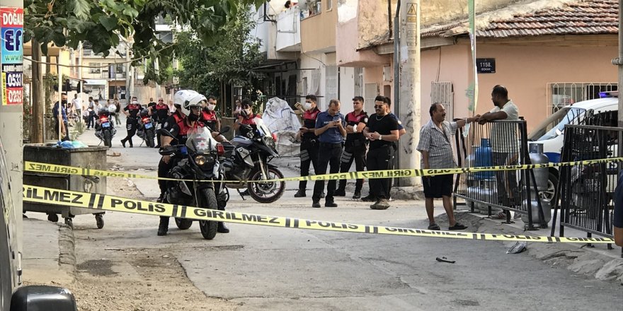 İzmir'de silahlı saldırıda 1'i bebek 5'i çocuk 12 kişinin yaralanmasına ilişkin 2 kişi tutuklandı