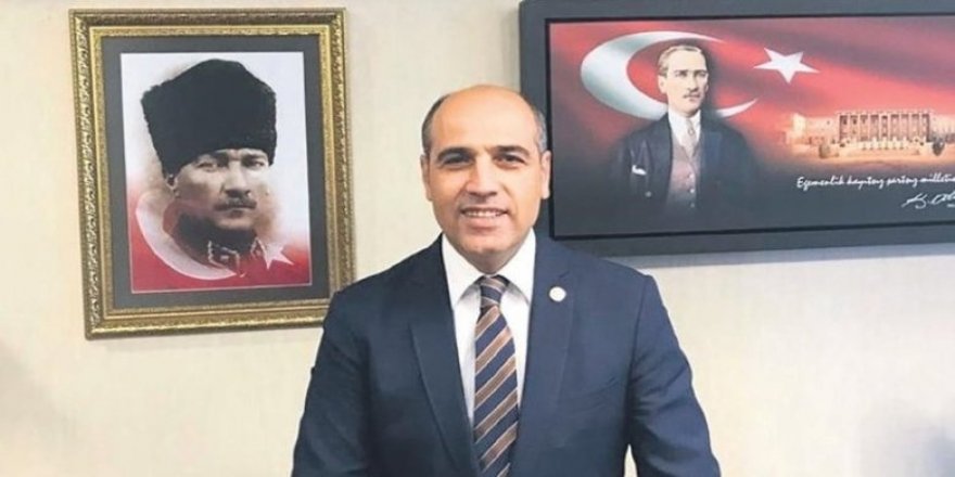 CHP Balıkesir Milletveli Fikret Şahin ve oğlundan skandal! Polislerin üzerine araç sürdü