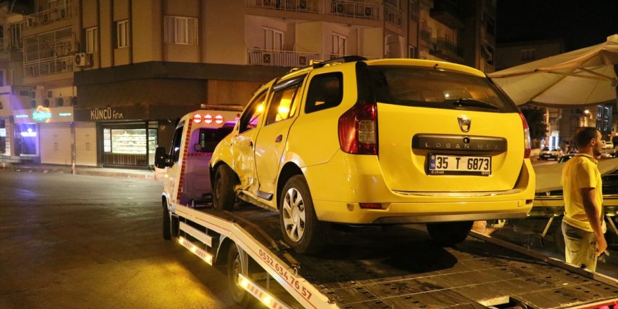 İzmir'de trafik kazası : 1 ölü