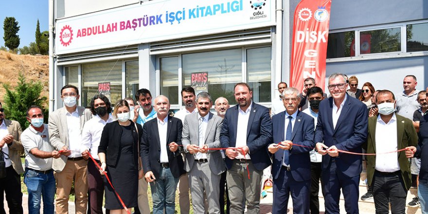 Çiğli’de Abdullah Baştürk İşçi Kitaplığı açıldı